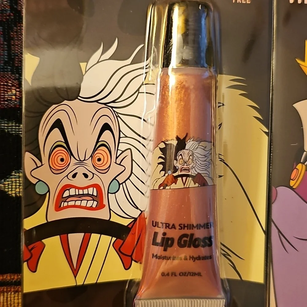 Disney Villains lip gloss glitter shimmer new ✨️